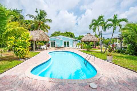 Pine, BIG PINE KEY, FL 33043