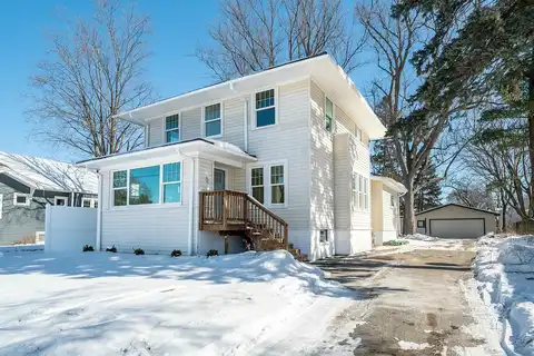Church, ELKHORN, WI 53121
