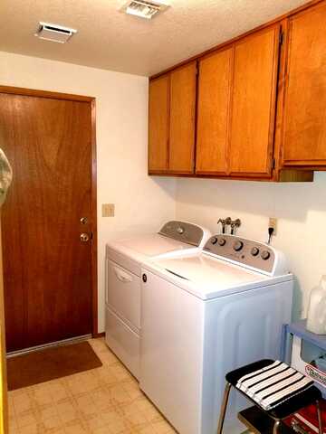 Red Mountain, GRANTS PASS, OR 97526