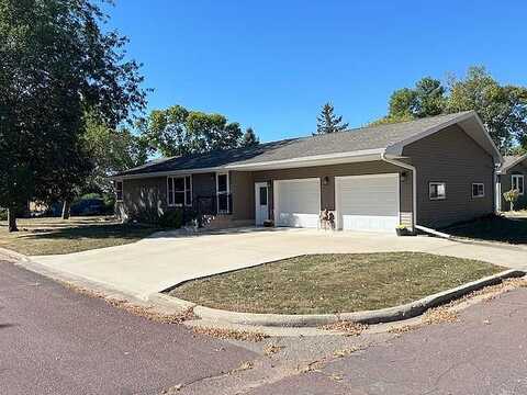 Cedar, WESTBROOK, MN 56183