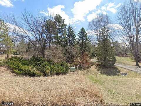 Deerbrook, CHANHASSEN, MN 55317