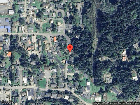 10Th, GOLD BEACH, OR 97444