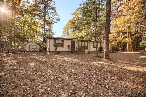 Morse Point, PORT HAYWOOD, VA 23138