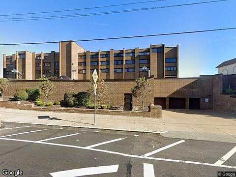 Grandview, PITTSBURGH, PA 15211