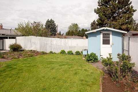 Reed Market, BEND, OR 97702