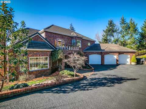 Lauren, NEWBERG, OR 97132