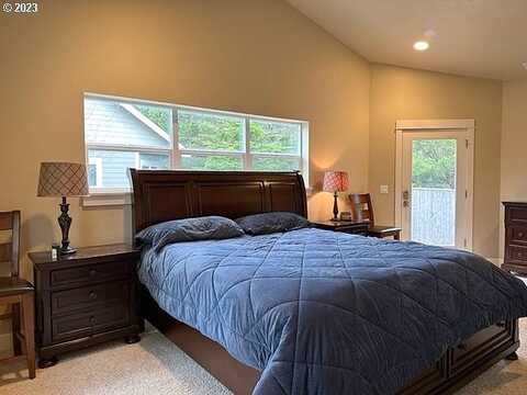Winsome, FLORENCE, OR 97439