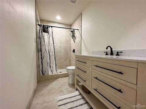 Annette, EDINBURG, TX 78542