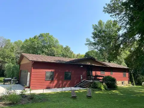 191St, LE CENTER, MN 56057