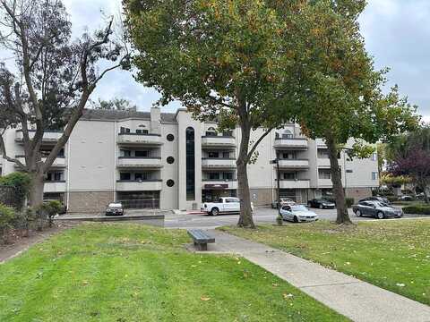 Kay, HAYWARD, CA 94545