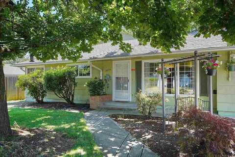 Judy, SALEM, OR 97305