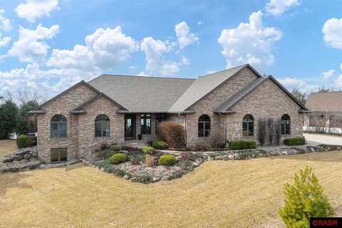 Shamrock, MADISON LAKE, MN 56063