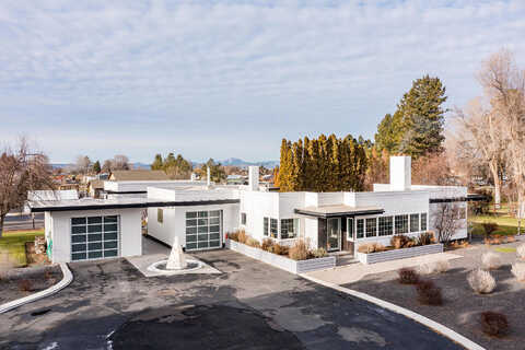 Main, PRINEVILLE, OR 97754