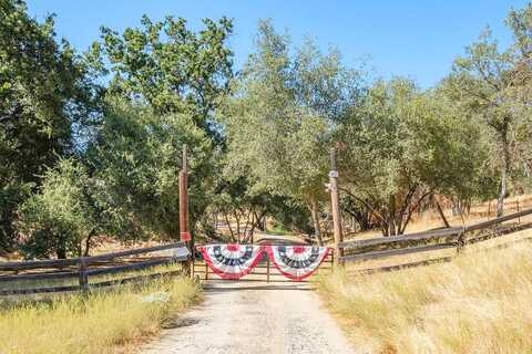 Hidden Hollow, TOLLHOUSE, CA 93667