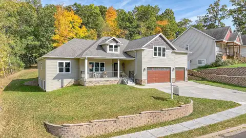 Oakwood Hills, EAU CLAIRE, WI 54701