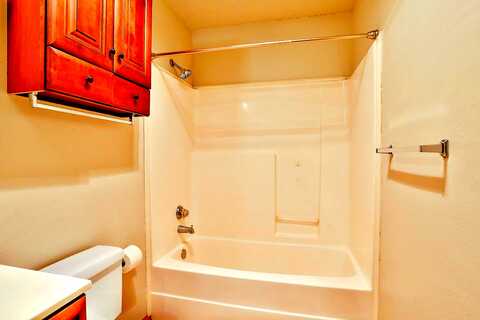 16Th, LUBBOCK, TX 79416