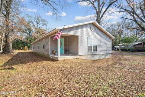 Forest, GRACEVILLE, FL 32440