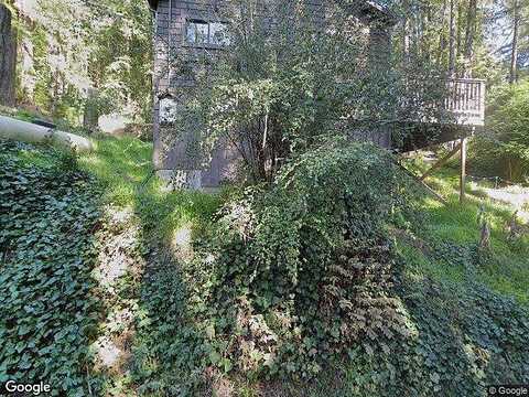 Middle, MONTE RIO, CA 95462