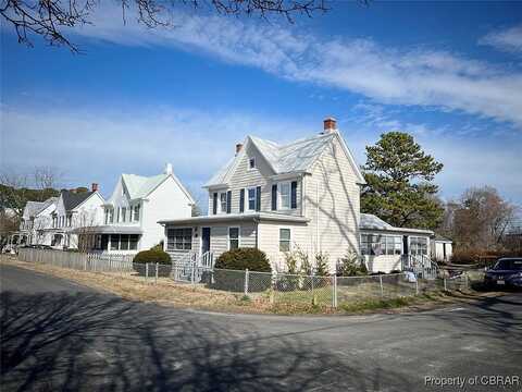Taylor, URBANNA, VA 23175