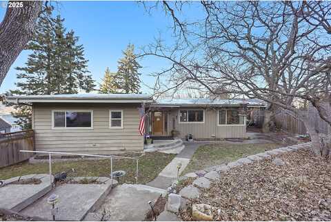 16Th, THE DALLES, OR 97058