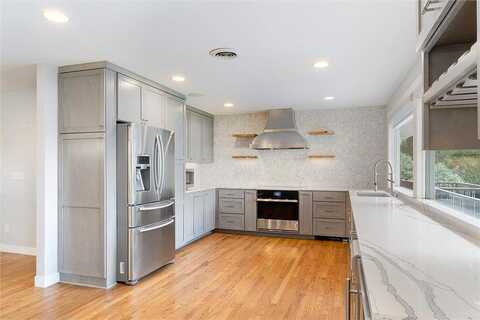 Butternut, PRIOR LAKE, MN 55372