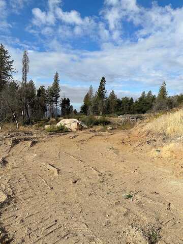 Tollhouse, AUBERRY, CA 93602