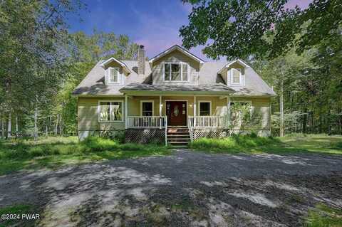 Deer, HAWLEY, PA 18428