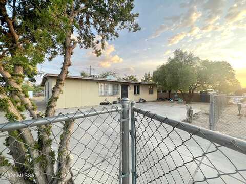 Sandy, TUCSON, AZ 85714