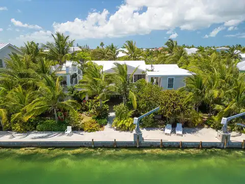 Coral, SUMMERLAND KEY, FL 33042