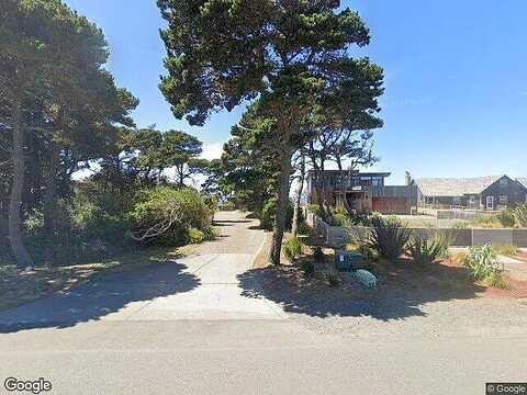Beach Loop, BANDON, OR 97411