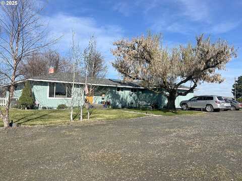 Country, HERMISTON, OR 97838