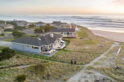 Kinnikinnick, NESKOWIN, OR 97149