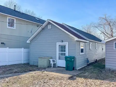Bank, ERIE, PA 16505