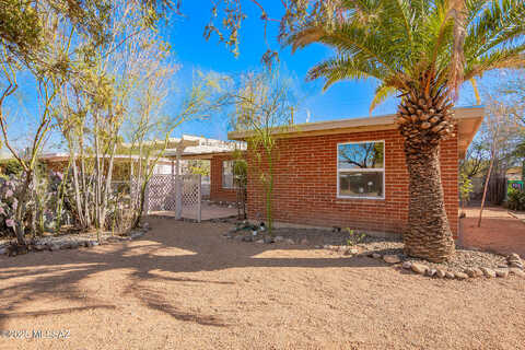 27Th, TUCSON, AZ 85713