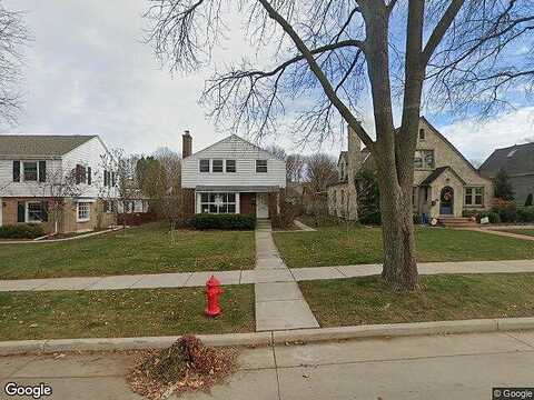 Larkin, MILWAUKEE, WI 53217