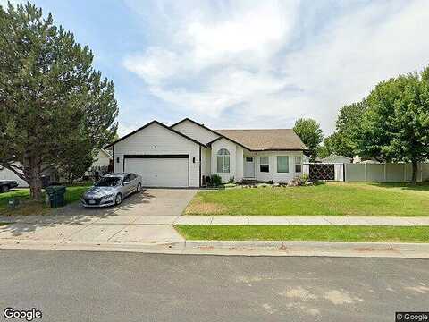 11Th, HERMISTON, OR 97838