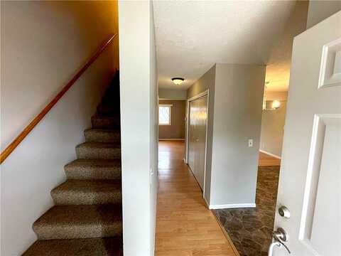 Livingston, SAINT PAUL, MN 55107