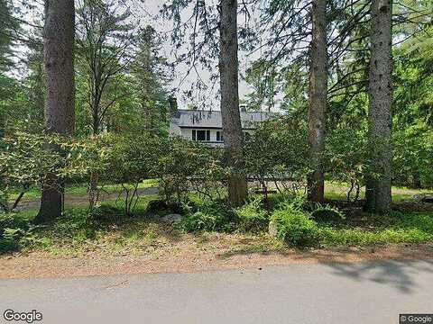 Mccauley, POCONO PINES, PA 18350
