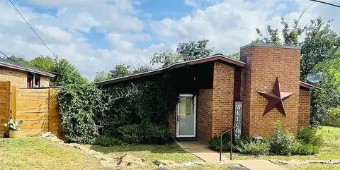 Brown, LLANO, TX 78643