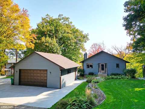Bishop, MAPLE LAKE, MN 55358