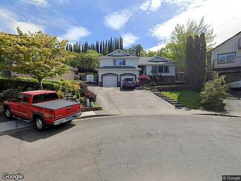 Candice, MEDFORD, OR 97504