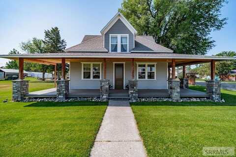 208 E 7th S, St Anthony, ID 83445