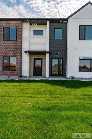 1228 Meadow Edge Ct, Idaho Falls, ID 83402