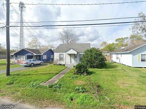 Avenue A, NEDERLAND, TX 77627