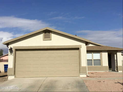 Avenue De La Chandelle, TUCSON, AZ 85746