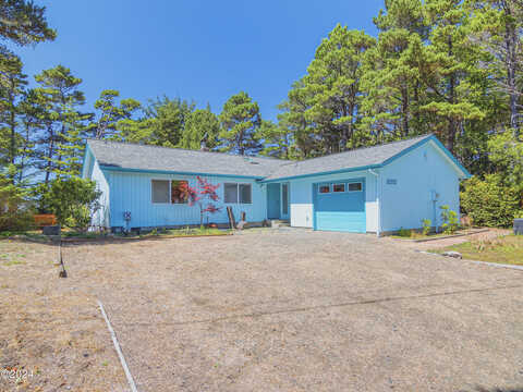 Field, WALDPORT, OR 97394