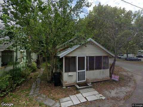 7Th, GAINESVILLE, FL 32601