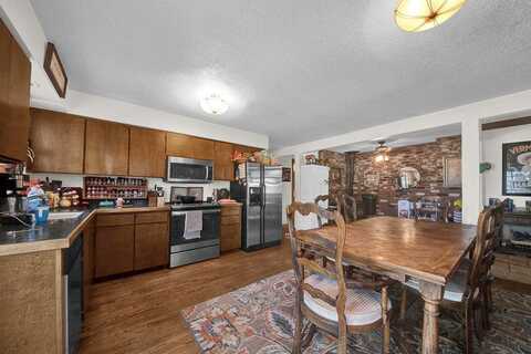 Fryrear, BEND, OR 97703