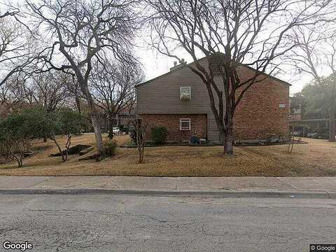 Royal, DALLAS, TX 75231