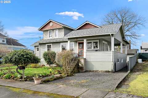 8Th, SAINT HELENS, OR 97051